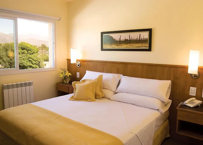Urbana Class Hotel