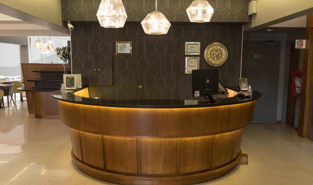 Urbana Class Hotel Mendoza
